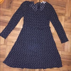 Max Studio long sleeve dress